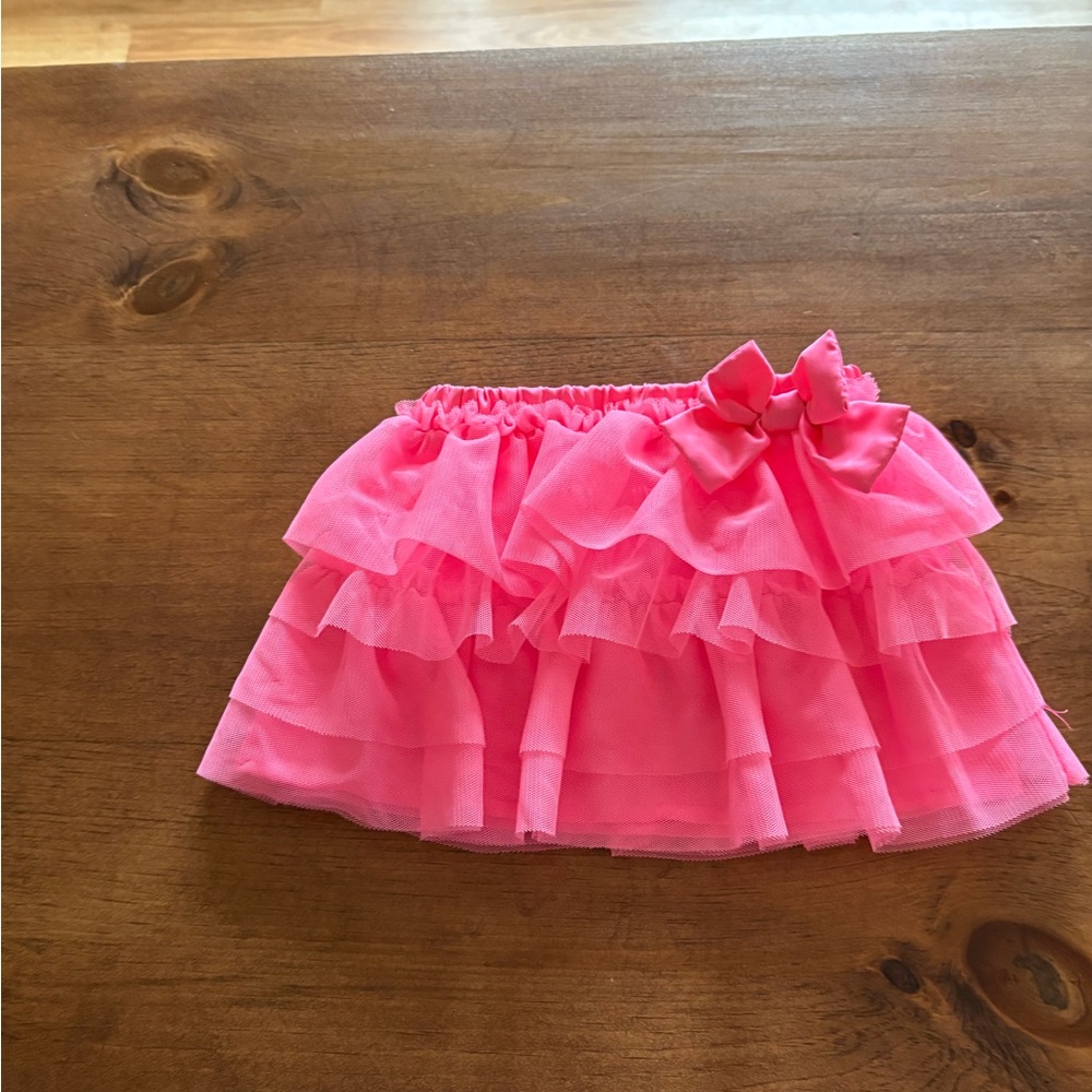 🩷 6 for $20 🩷 Carter's Neon Pink Ruffled Skirt